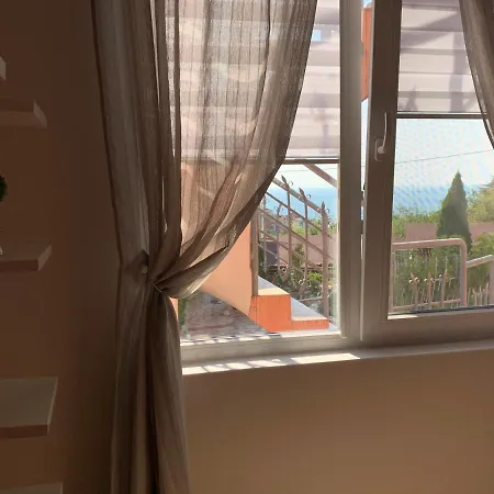 Sunray Guest House, With Lovely View דירה *